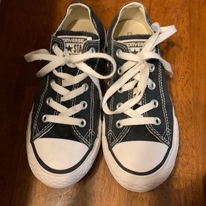 converse- original- nwt, never been worn- great for school